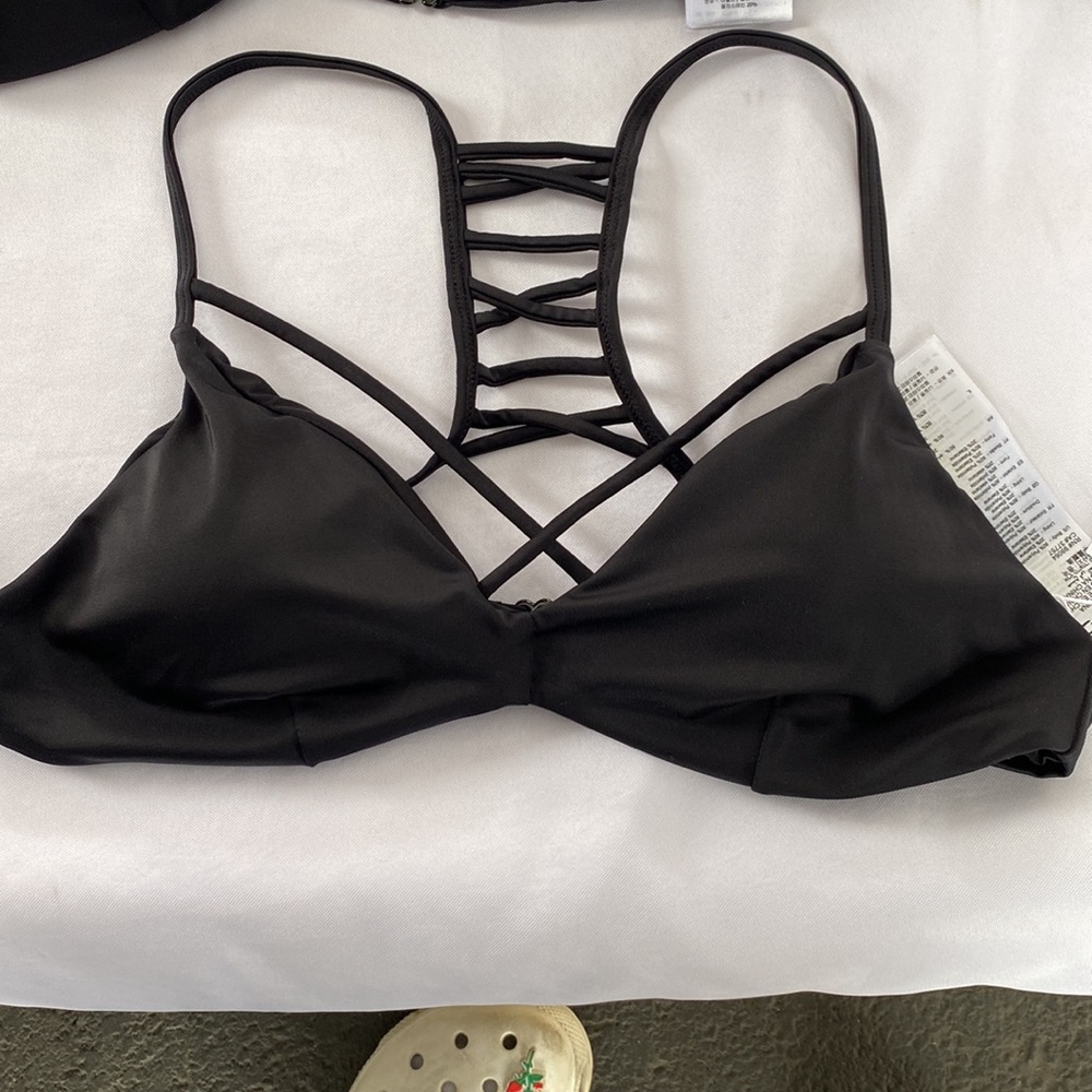 NWT RVCA Solid Bralette Bikini Top w/ Lattice Back